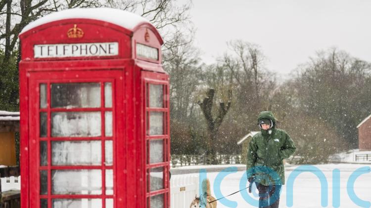 Wet and windy weather ahead along with a risk of flooding &ndash; Met Office