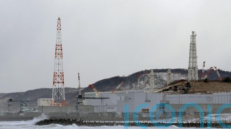 World&rsquo;s largest nuclear power plant in Japan suspends hours-old restart