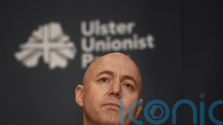 Burrows makes party unity plea as he denies having &lsquo;difficult meeting&rsquo;