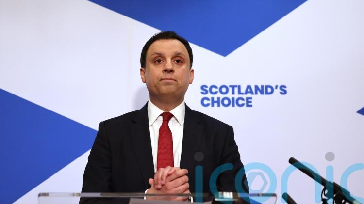 Cabinet rallies around embattled Starmer as Sarwar calls for him to quit