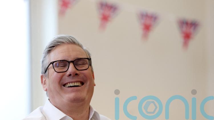 Starmer to face PMQs after pledging to &lsquo;never walk away&rsquo;