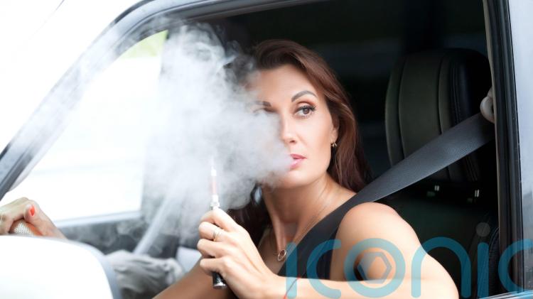 Vaping to be banned in cars carrying children under Government plans