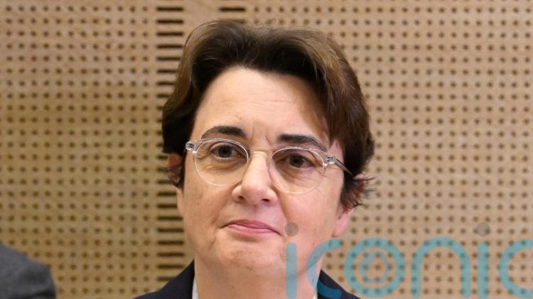 Louvre Museum&rsquo;s director resigns in wake of jewels heist in Paris