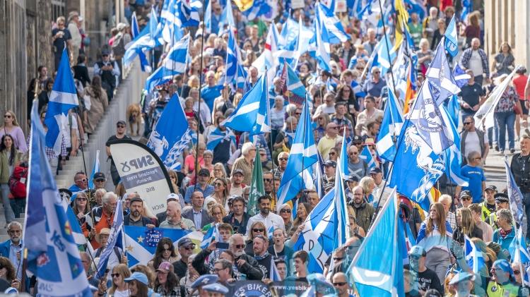 Scotland needs mechanism to trigger independence referendum &ndash; Holyrood report
