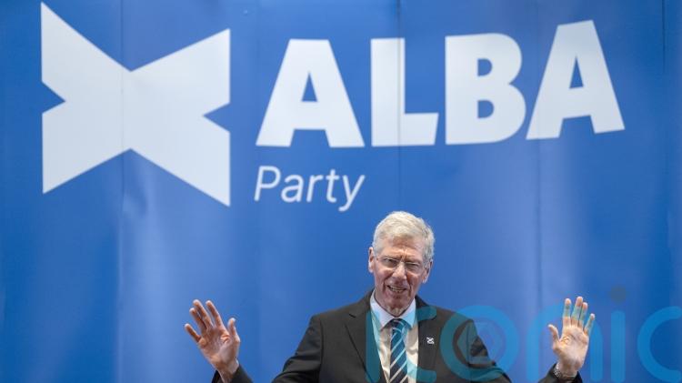 Alba members call on leader to resign if he will not take party into election