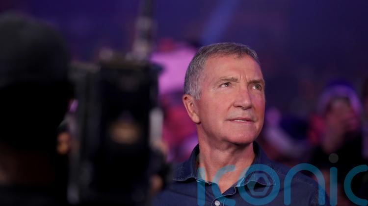 Graeme Souness describes hearing explosions while trapped in Middle East