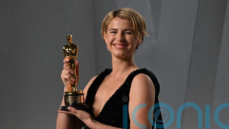 President Connolly leads congratulations to Irish Oscar winners