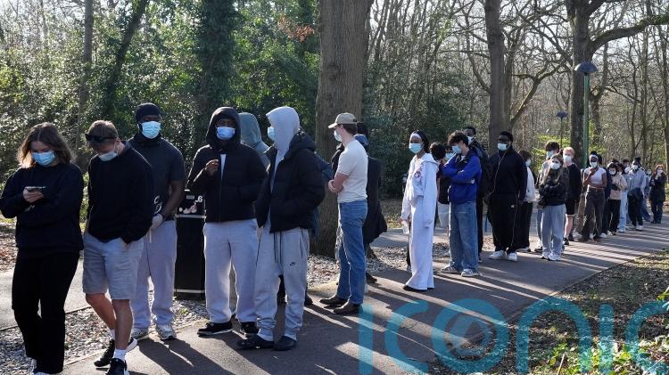 Hundreds of students queue at university after rollout of meningitis B vaccine