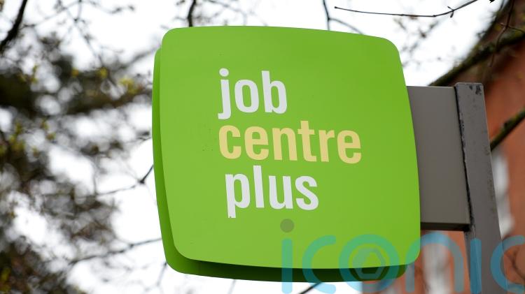 Unemployment rises slightly in Scotland in last quarter