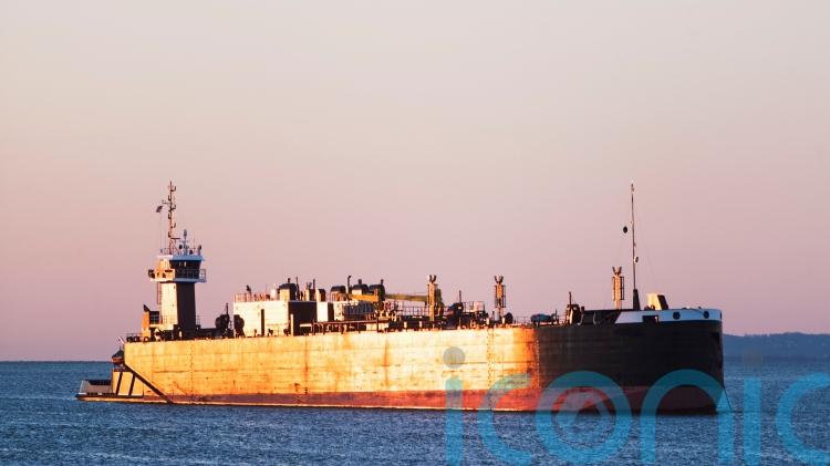 Oil prices retreat and markets pull out of nosedive on US-Iran talk hopes