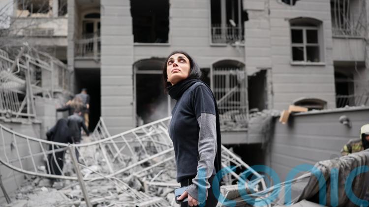 Pakistan to &lsquo;host war talks&rsquo; as Iran says US ground troops would be set on fire