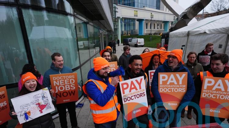 Crunch talks between resident doctors and ministers set to continue