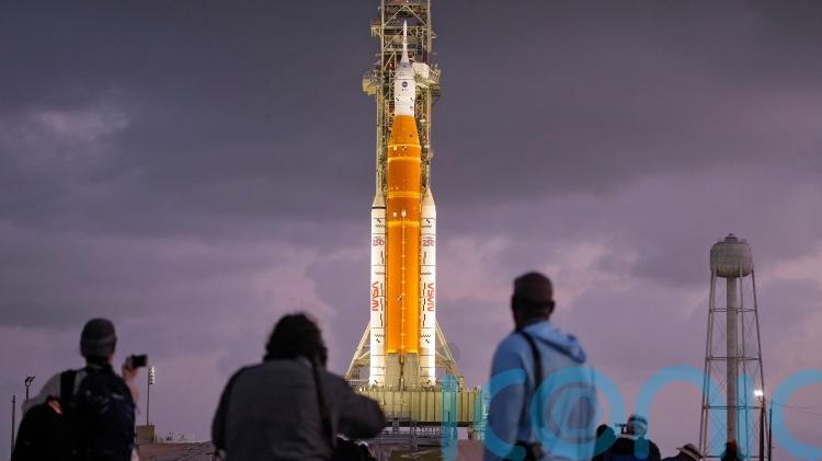 King sends good wishes and an eco-message to lunar mission astronauts