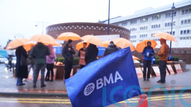 Resident doctors in England to strike for six days