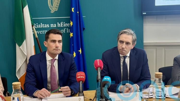 Increase in tax receipts as Tanasite warns of global economic uncertainty