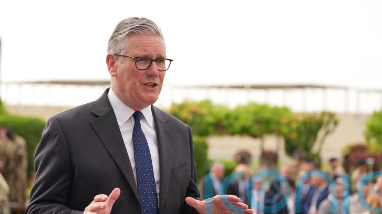 Keir Starmer in UAE for talks as Iran ceasefire under strain