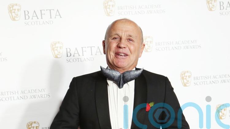 &lsquo;True pioneer&rsquo; wildlife cameraman Doug Allan dies aged 74