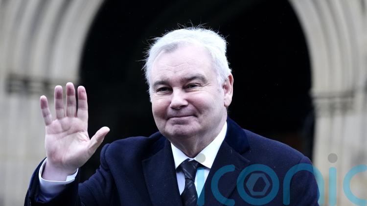 Eamonn Holmes says he will do his best to get well soon after stroke