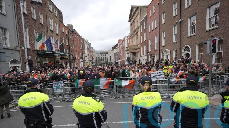 Government survives confidence vote as opposition TDs blast protests response
