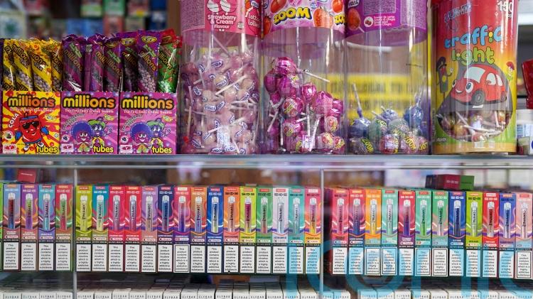 Health campaigners welcome SNP pledge to ban vape adverts and displays