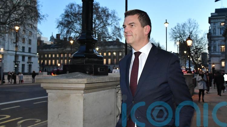 Top Foreign Office civil servant to leave post after Starmer loses confidence