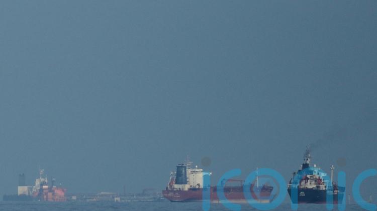 Strait of Hormuz fully open to commercial vessels, says Iranian minister