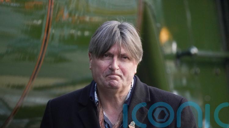 Poet laureate Simon Armitage pens London Zoo poem to celebrate 200 years of ZSL