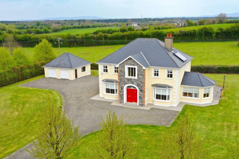PROPERTY: Gorgeous home with huge garden in the heart of Tipperary goes on sale for €500,000