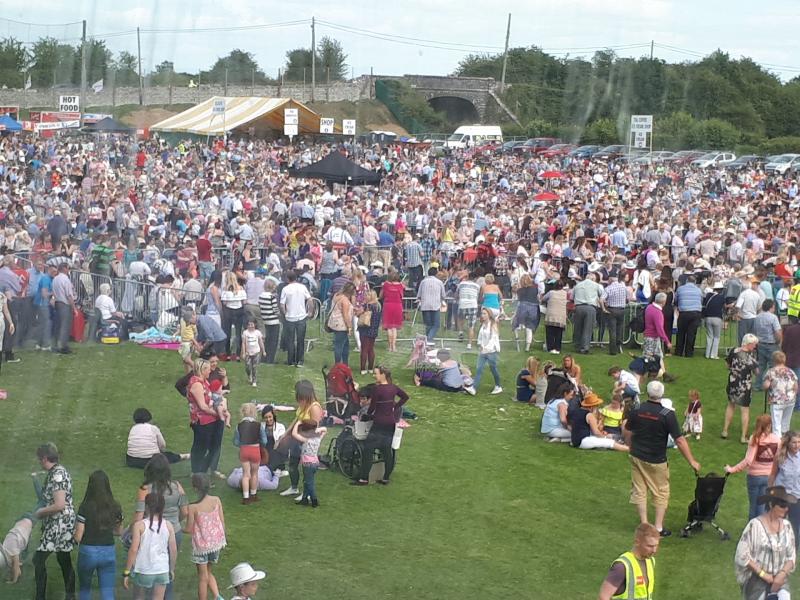Cut Loose: Thousands in Holycross for Cut Loose Festival