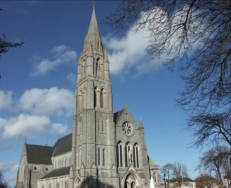 Tipperary church : witnesses shocked by disturbance outside Nenagh church