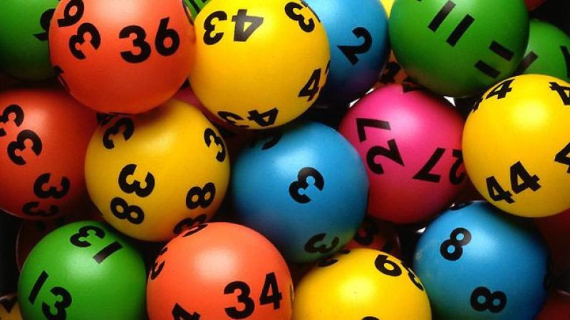 Lucky winner claims big jackpot in Offaly group's lotto draw