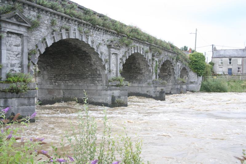 What We Know - Road closed to traffic at Green's Bridge in Kilkenny City 