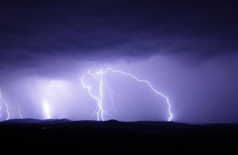 ALERT: Thunderstorm and flood warning issued for Kilkenny by Met Éireann
