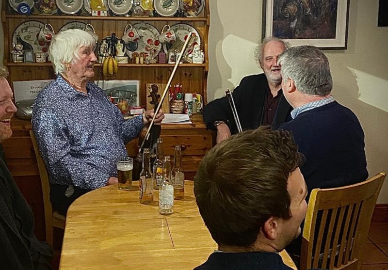 Tributes paid to influential Donegal fiddler Jimmy Campbell