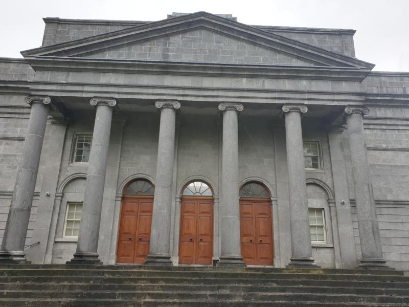 Kildare man charged with cocaine possession at Tullamore Hospital