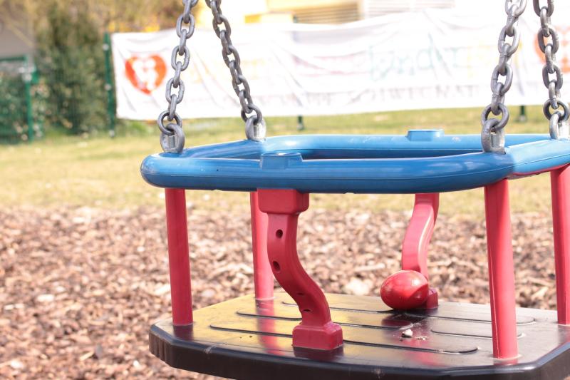 Temporary playground closure in Kildare to facilitate installation of new wheelchair-accessible swing