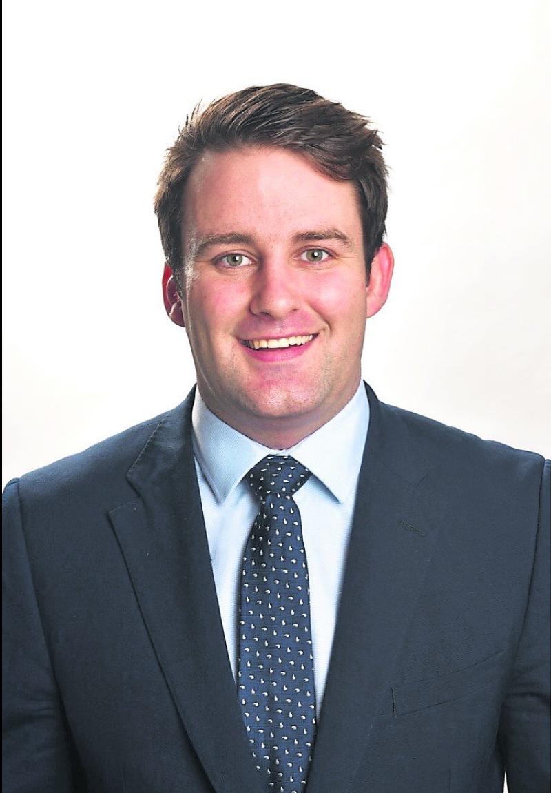 Louth senator raises the issue of local students left without school bus transport 