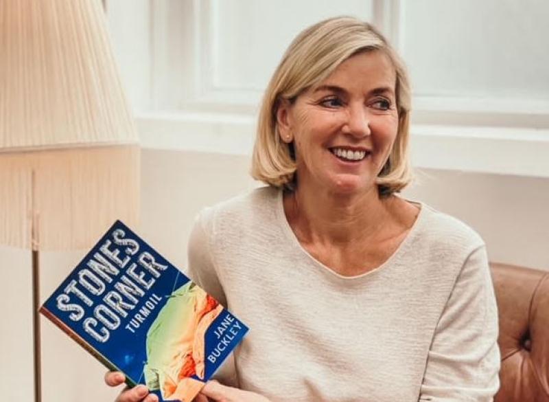 Derry author Jane's debut book receiving rave reviews