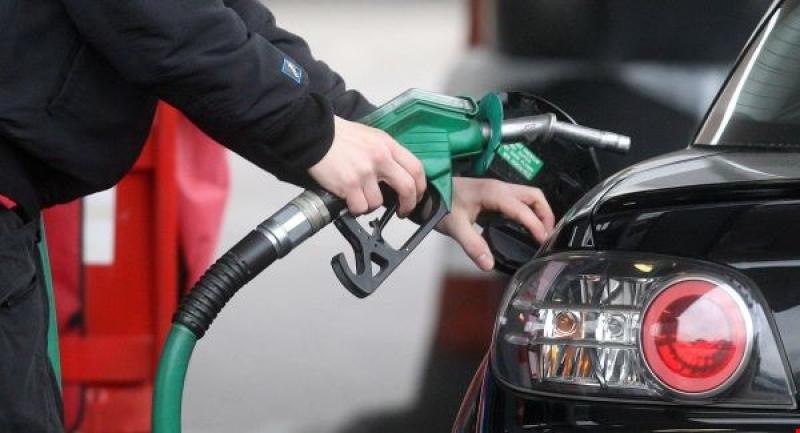 &lsquo;Simply unacceptable&rsquo;: Demands for action in Kilkenny as fuel price rises continue