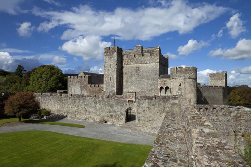 VOTE: Cahir castle needs your vote to win prestigious award