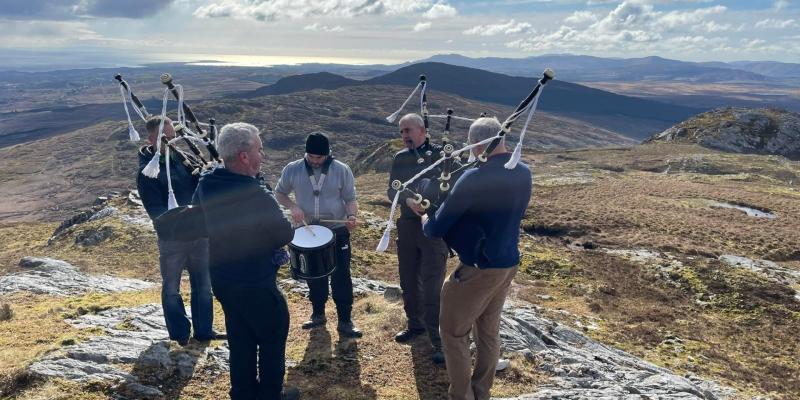 St Naul's Pipe Band on Carnaween
