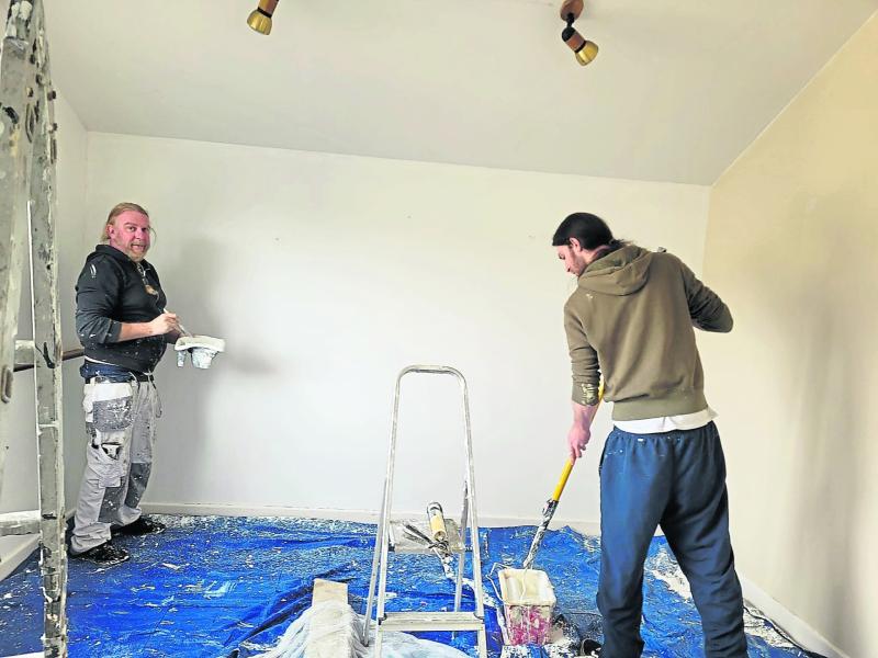Dromod Men's Shed hoping to welcome Ukrainians with house refurb