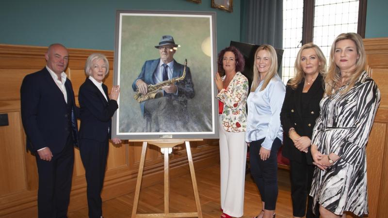 Iconic Donegal musician Gay McIntyre honoured at Derry Jazz Festival