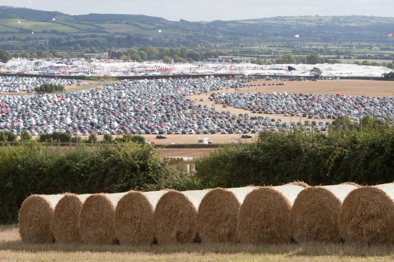 Record crowd attend first National and World Ploughing Championship organising meeting in Laois 
