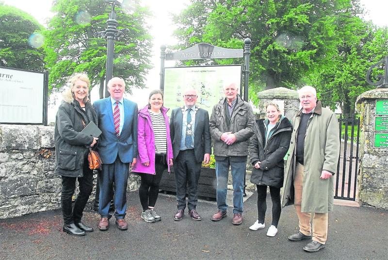 Archaeological and historical trip to Ardcarne church and graveyard