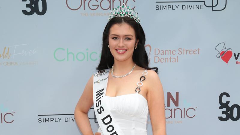 Student Hannah  to represent Donegal at Miss Ireland 2022 