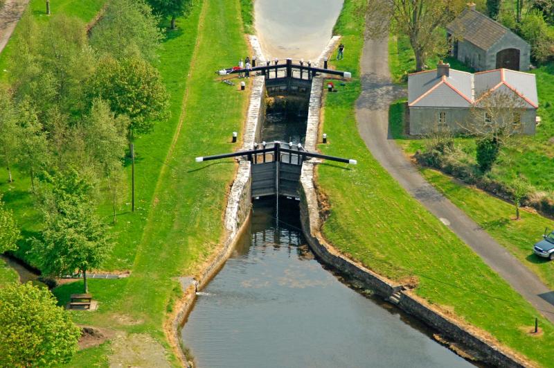 Stunning Royal Canal lock house on market for €250,000