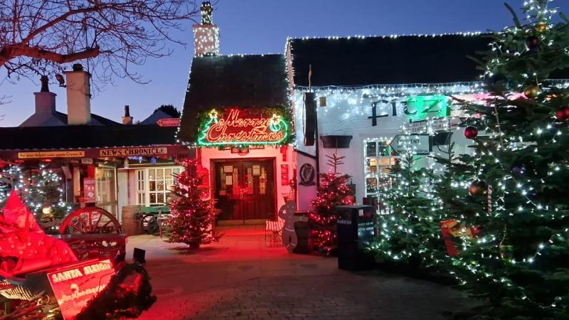 Santa is arriving to Fitzpatrick's Bar and Restaurant this evening!