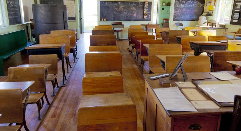 Fianna Fáil councillors in Kilkenny call for extra school places 