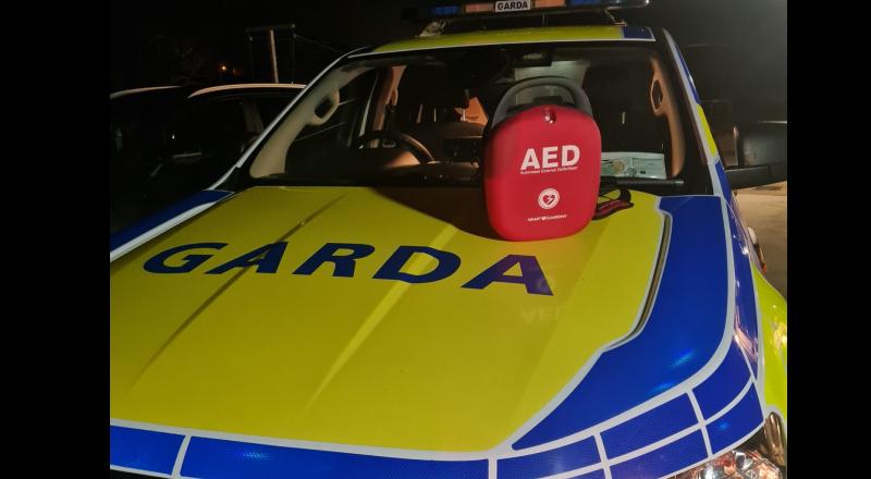 Second defibrillator donated to gardai in Cooley Peninsuala